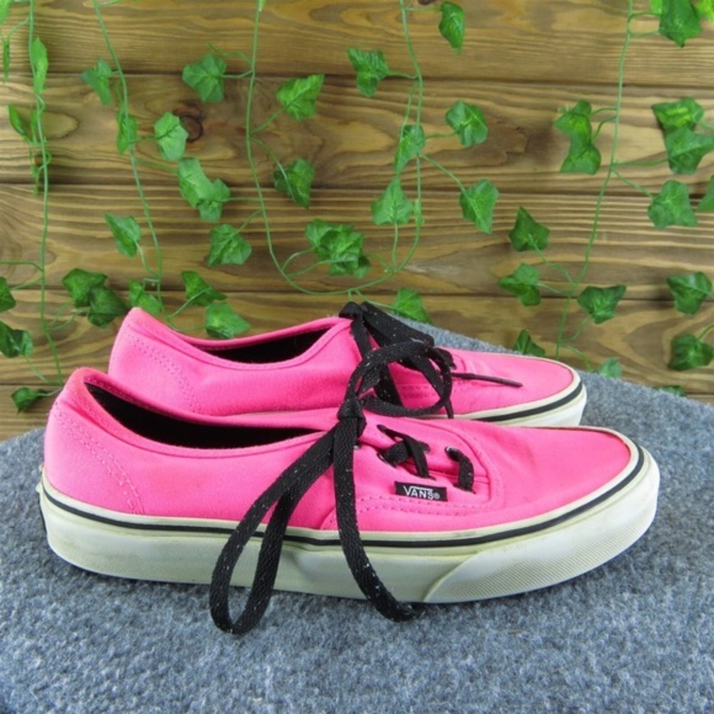 VANS Women's Classic Hot‎ Sneaker Pink Fabric Size 7M Gently Used 2025 - Picture 3 of 8